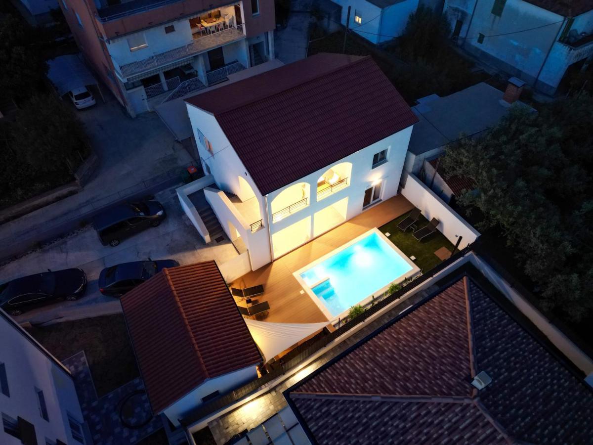 Bernie Apartments With A Pool Zadar Luaran gambar