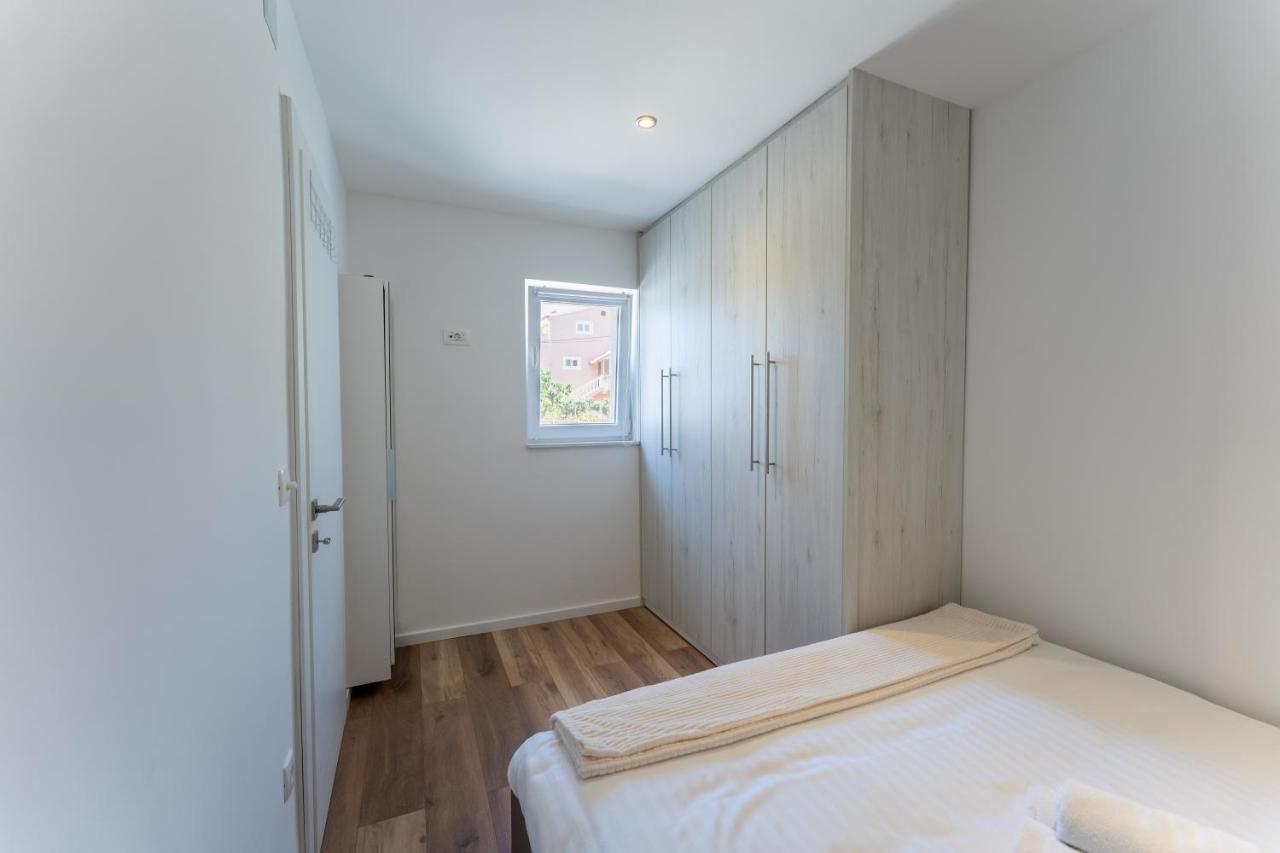 Bernie Apartments With A Pool Zadar Luaran gambar