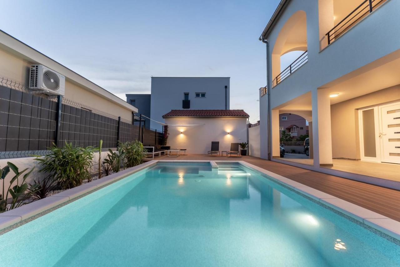 Bernie Apartments With A Pool Zadar Luaran gambar