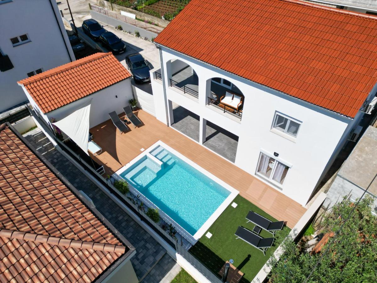 Bernie Apartments With A Pool Zadar Luaran gambar